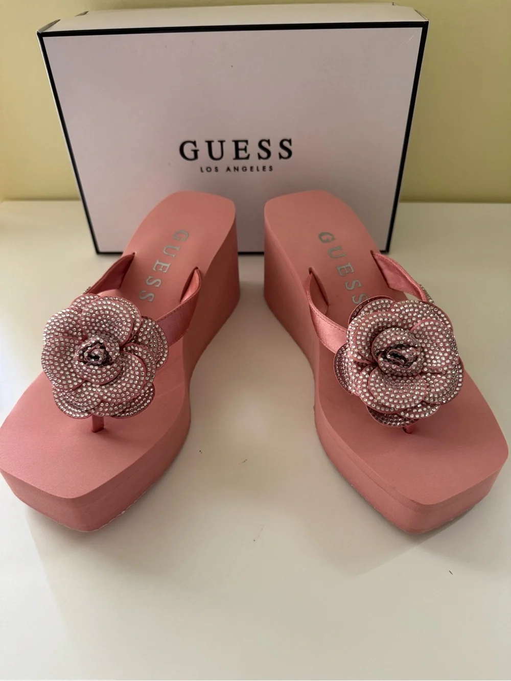 Brand New in Box Guess Damani platform Wedge Sandal with Rhinestone Flower, 8